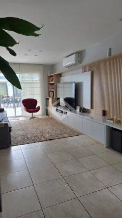 Imagem Casa Triplex Mobiliada no Jardins de Monet - 224m², Piscina Aquecida