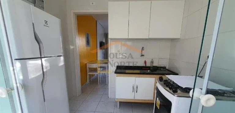 Imagem Apartamento 2 dormitórios, mobiliado e equipado, sendo 1 dos dormitórios com cama de casal e armá...