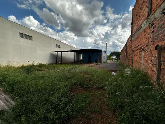 Imagem Oportunidade de Ouro: Terreno Comercial na Entrada da cidade de Tatuí