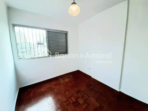 Imagem Excelente apartamento com 3 quartos + 1, sendo uma suíte, todos com armários embutidos, banheiro s...