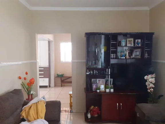 Imagem Casa para Venda em Limeira, Jardim Parque Novo Mundo, 3 dormitórios, 1 banheiro, 1 vaga