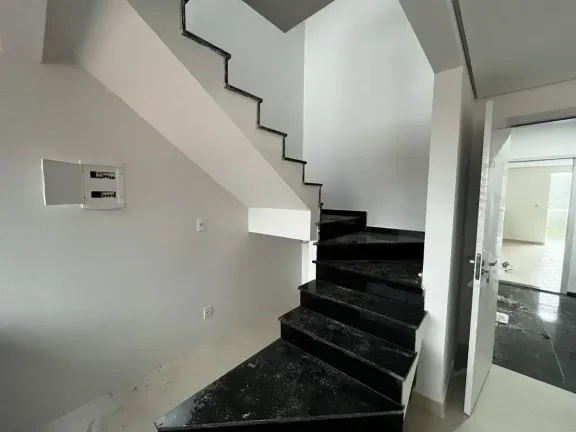 Imagem Cobertura à venda em Barbacena, Caiçaras, com 3 quartos, 116m2