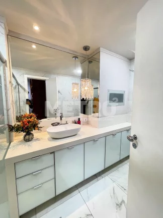Imagem Apartamento à venda no Edf. Monte Carlo com 3 suítes, planejados, PETROLINA - PE