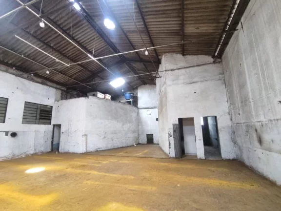 Imagem Galpão à venda, 500 m² por R$ 3.000.000,00 - Vila Maria de Maggi - Suzano/SP