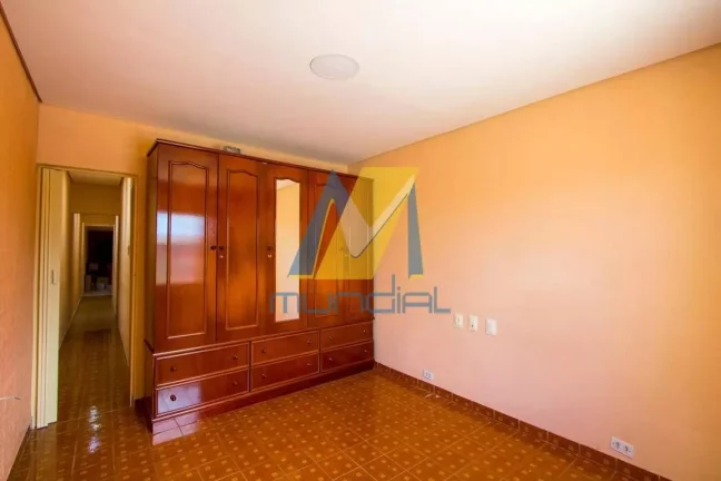 Imagem Casa térrea com excelente distribuição e total privacidade