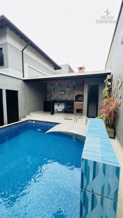 Imagem Casa Térrea em Condomínio, bairro Maracanã – A 300 Metros da Praia