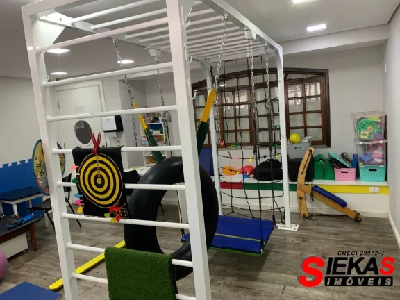 Imagem Imperdível casa comercial à venda em Cangaíba, São Paulo-SP: 4 quartos, 1 suíte, 2 salas, 2 banheiros, 2 vagas, 225 m²!
