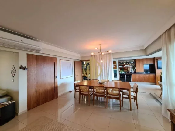 Imagem Apartamento de alto padrão com 4 suítes, 4 garagens e mobiliado.