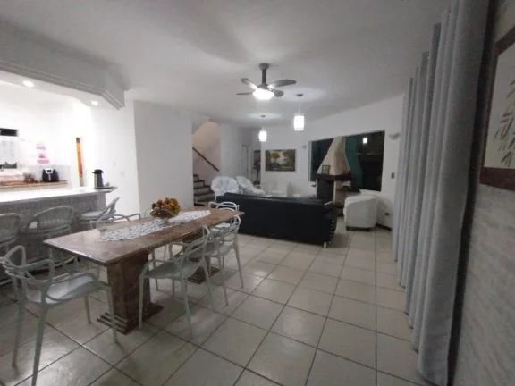 Imagem Sobrado para Venda por R$2.850.000,00 com 570m², 4 dormitórios, 3 suites e 2 vagas - Vista linda, Bertioga / SP - Cód. BDI35769
