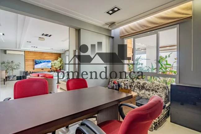 Imagem Apartamento na Vila Romana com, 4 dormitórios (3 suítes) e 3 vagas.