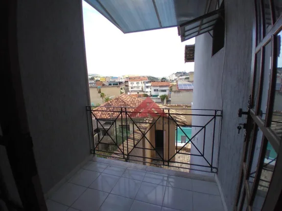 Imagem Casa com 4 dormitórios à venda, 212 m² por R$ 800.000,00 - Brasilândia - São Gonçalo/RJ