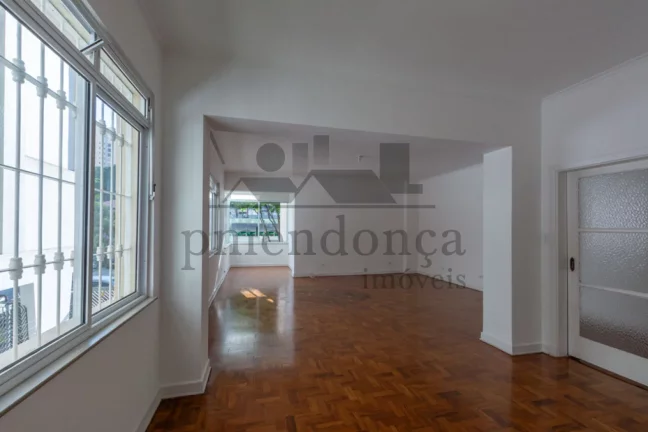 Imagem Apartamento ao lado Praça Buenos Aires com 200m², 3 quartos (1 suíte) e 1 vaga.