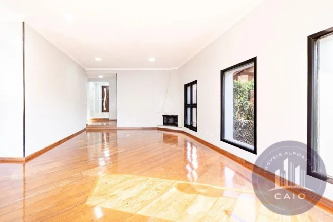 Imagem Casa com 317m² - 5 dormitórios a venda por R$ 2.550.000 - Alphaville/SP