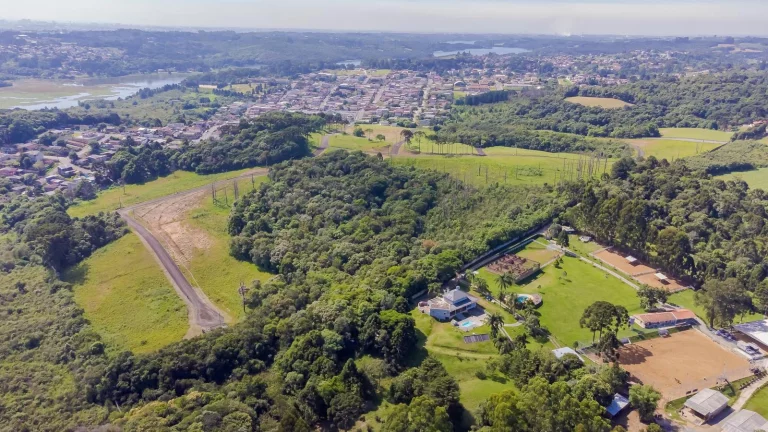 Imagem Terrenos em condomínio próximo ao Passauna