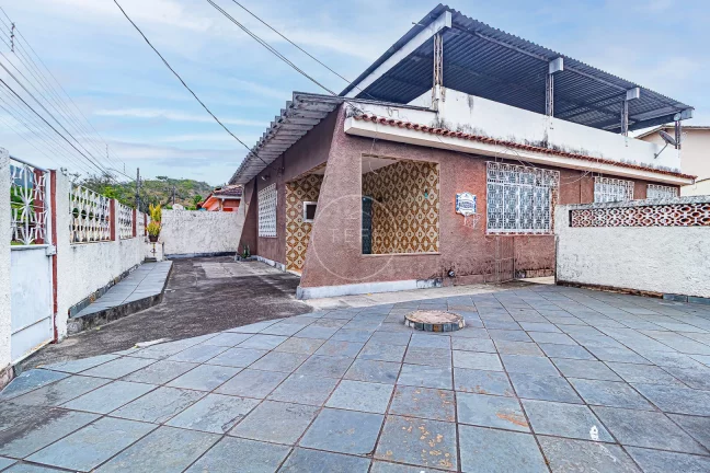 Imagem CASA com 3 DORMITÓRIOS com PISCINA em SULACAP