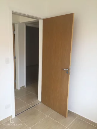 Imagem Casa terrea em condominio com 3 dorms e duas vagas na cidade de Bom Jesus dos Perdões