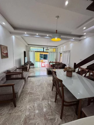 Imagem Casa com 6 dormitórios à venda, 430 m² por R$ 980.000,00 - Foguete - Cabo Frio/RJ