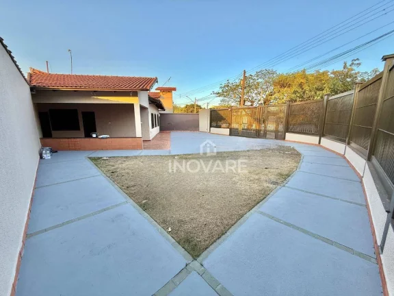 Imagem Casa com 3 dormitórios para alugar, 124 m² por R$ 1.700,00/mês - Setor Santa Inês - Itumbiara/GO