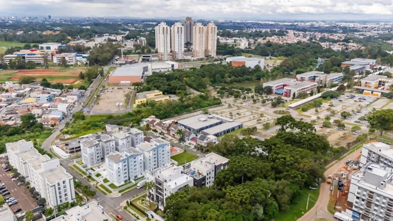 Imagem Terreno para construção edificio.