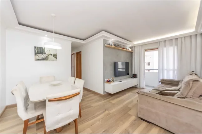Imagem OPORTUNIDADE - Apto com 3 Dorms à venda no Pq Continental
