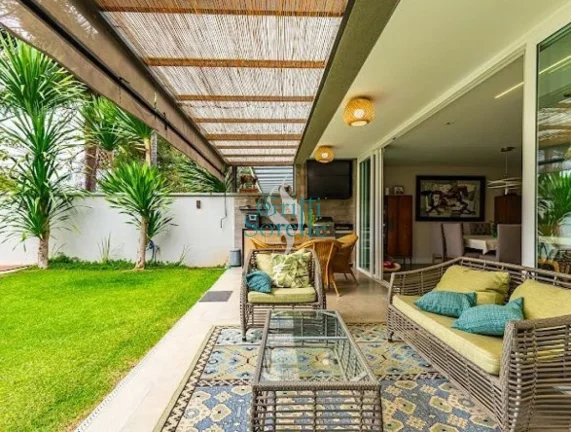 Imagem Casa em Condomínio à Venda em Jardim Cordeiro - São Paulo/SP.