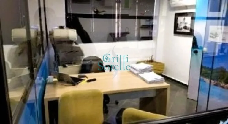 Imagem Prédio Comercial à Venda em Chácara Inglesa - São Paulo/SP.