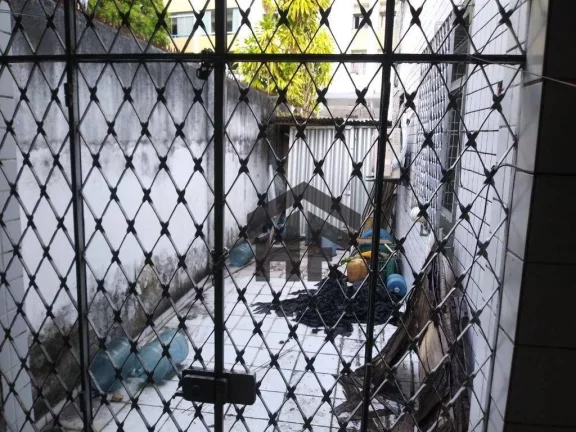 Imagem Casa de 572m² à venda, com 06 quartos, localizada na Tamarineira, Recife - PE