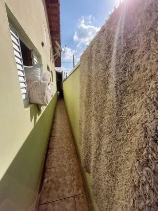Imagem Estamos animados em trazer para você uma oportunidade única de adquirir uma casa impecável no Jar...