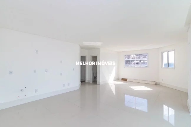 Imagem Apartamento com 121,23m² à Venda no Edifício San Gennaro - Centro de Balneário Camboriú - SC