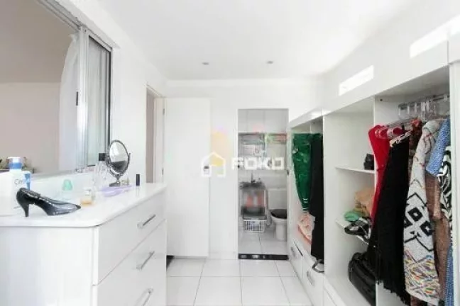 Imagem Sobrado Comercial com 3 Quartos para alugar, 220m² - Vila Galvão