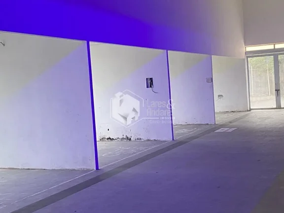 Imagem GALPÃO P/ LOCAÇÃO COMERCIAL, COM 10.850 M², SENDO 5.500M² DE ÁREA CONSTRUÍDA, COM 1.000M² DE MEZANINO. PARTE DO PISO TÉRREO SUPORTA ATÉ 4 TON.