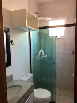 Imagem Casa com 3 dormitórios para alugar, 150 m² por R$ 2.940,00/mês - Araporã - Araporã/MG