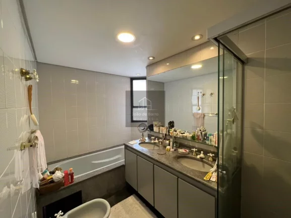 Imagem Apartamento 202m² 4 dorm 3 suites 4 vagas no Itaim