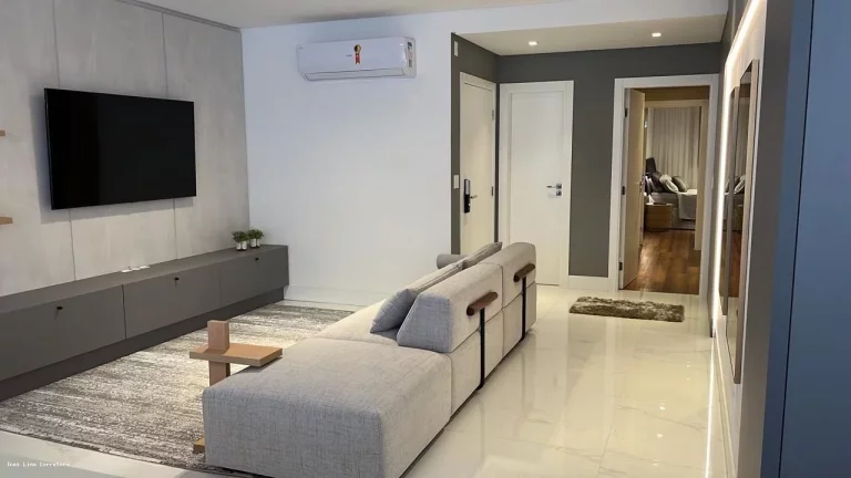 Imagem Apartamento 4 dormitórios para Venda em Itapema, meia praia, 4 dormitórios, 4 suítes, 5 banheiros, 3 vagas