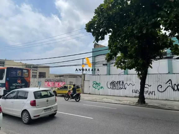 Imagem Del Castilho - Alugo Galpãp/Predio em dois pavimentos com total de 800m² - Valor R$50.000,00 - Estuda-se propostas!