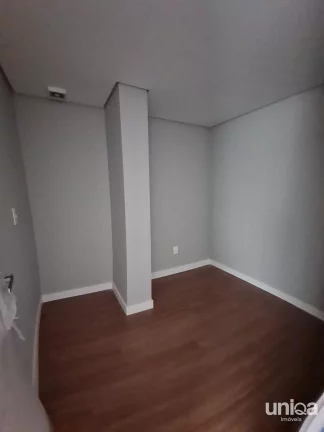 Apartamento 03 suítes a venda no centro de Santa Maria no ed Castro Alves