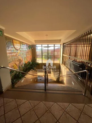 Imagem Apartamento com 3 dormitórios à venda, 156 m² por R$ 750.000,00 - Setor Central - Itumbiara/GO