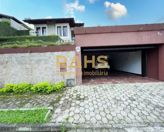 Imagem Casa à venda no Bairro Bom Retiro, Joinville Ótima casa no Bairro Bom Retiro, com excelente locali...