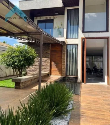 Imagem Sobrado de alto padrão com 4 suítes e piscina à venda  Atibaia