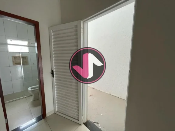 Imagem Atenção, você que busca conforto e praticidade em um imóvel, essa casa no bairro Verdão, em Cui...