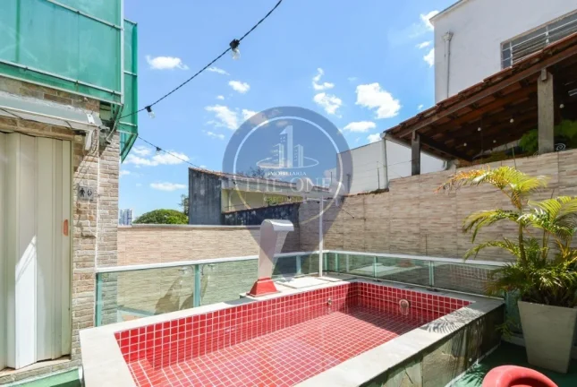 Imagem Imperdível oportunidade: Casa à venda na Vila Mariana, São Paulo-SP, com 4 quartos, 1 suíte, 2 salas, 4 banheiros, 2 vagas e 350m².