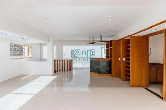 Imagem Cobertura Duplex à Venda em Indianópolis - São Paulo/SP.