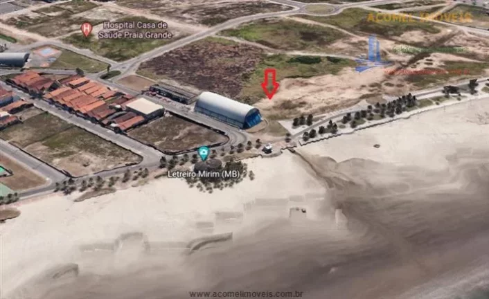 Imagem Terrenos em frente à Praia para venda em Praia Grande no bairro Vila Mirim