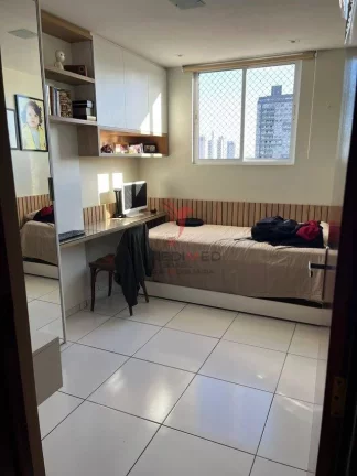 Imagem Vende-se apartamento amplo com 3 Quartos e 2 Vagas de Garagem,no bairro de Tambauzinho