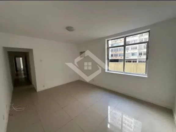 Imagem Apartamento tipo casa na av Atlantica pé na areia, estilo Garden.