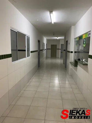 Imagem Galpão Comercial para Locação na Vila Santa Teresa - 6 Salas, 3 Banheiros, 2 Vagas de Garagem, 840 m² - São Paulo-SP