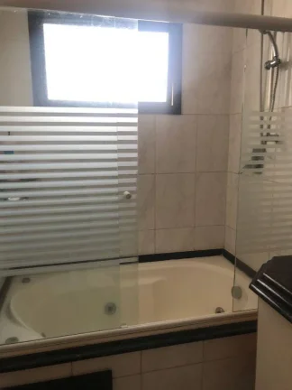 Imagem Apartamento 4 Dormitórios sendo 2 suítes Varanda 3 Vagas de garagem