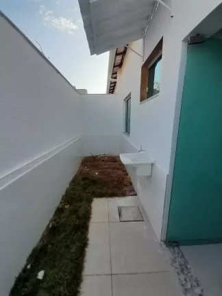 Imagem Casa à venda, 2 quartos, 1 vaga, Novo Centro - Santa Luzia/MG