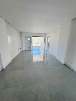 Imagem Apartamento com 3 suítes e 2 vagas de garagem em Balneário Perequê, Porto Belo/SC
