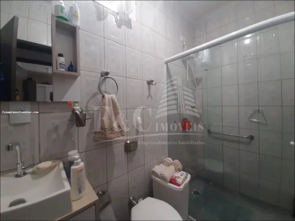 Imagem Casa para Venda em Limeira, Jardim Planalto, 2 dormitórios, 1 suíte, 2 banheiros, 5 vagas